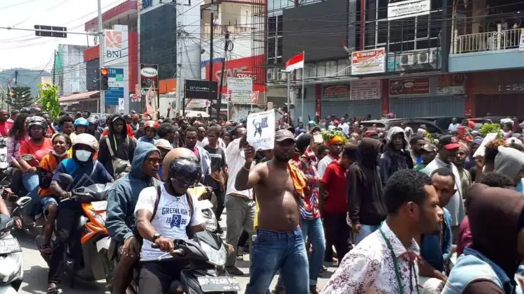 Kronologi kerusuhan di Manokwari, buntut peristiwa di Malang