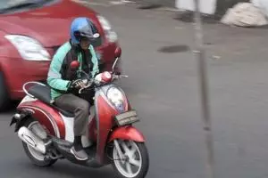 Curhat apes driver ojek online karena uang kembali kurang Rp 200