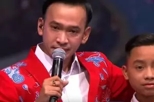 Momen haru Ruben Onsu saksikan anak angkatnya nyanyi