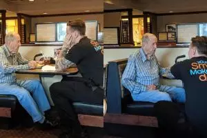 Temani pria tua makan, potret pegawai restoran bertato ini viral