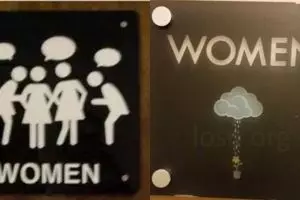 10 Tanda di pintu toilet ini kelewat kreatif, bikin nyengir