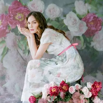 Luna Maya hadiri New York Fashion Week, harga bajunya bikin melongo