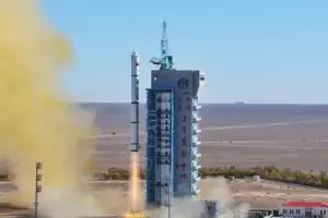 Roket bekas angkut pesawat ulang-alik ini disulap jadi restoran