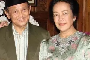 BJ Habibie akan dikebumikan di samping makam sang istri