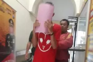 4 Fakta remaja tusuk begal demi bela pacar, ZA tidak ditahan