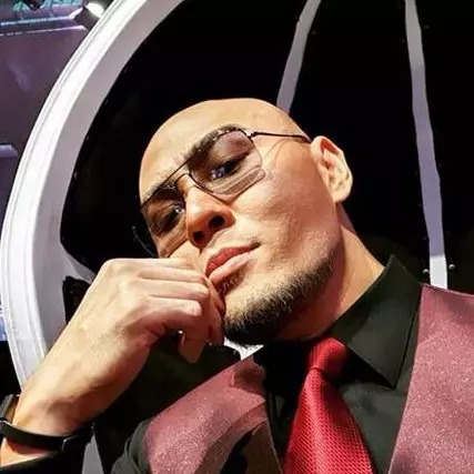 Deddy Corbuzier ungkap alasan selalu pakai kacamata hitam
