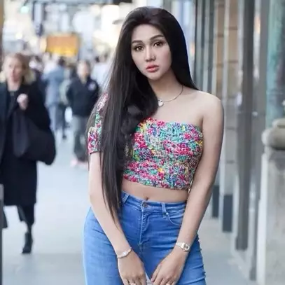 Fakta bisnis terbaru Lucinta Luna 'Ko&amp;Thol', jadi sorotan