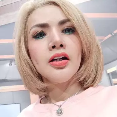 Barbie Kumalasari punya lesung pipi, begini pujian Galih Ginanjar