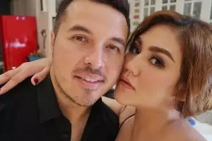 Sissy Priscillia daftarkan anak sekolah sejak dalam kandungan