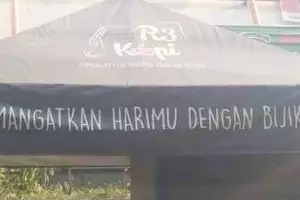 10 Slogan lucu warung kopi ini absurdnya bikin mikir dua kali