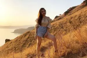 Sering pakai hotpants, 8 gaya Ayu Ting Ting ini bikin salah fokus