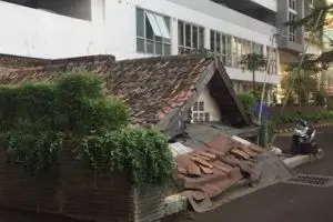 Kisah pemilik rumah tua, bertahan hidup di halaman Thamrin Residence