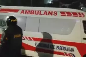 5 Ambulans Pemprov DKI ketahuan angkut bensin & batu saat rusuh