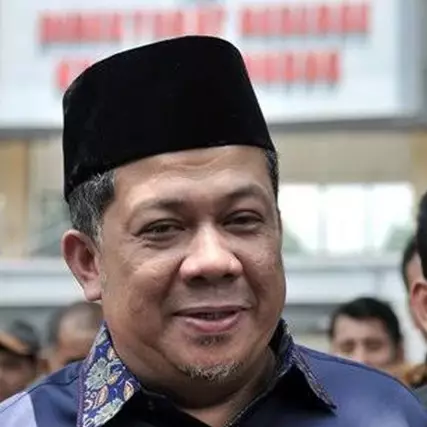 Punya nama Fahri Hamzah, curhat mahasiswa ini viral