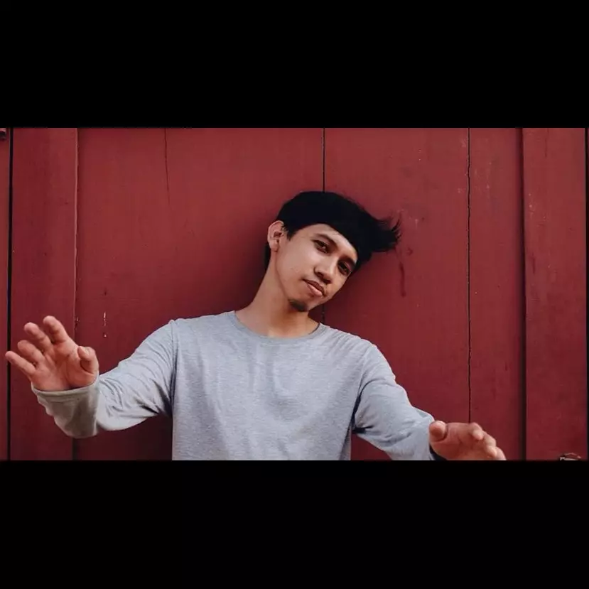 8 Potret Ananda Badudu, sempat ditahan polisi terkait aksi mahasiswa