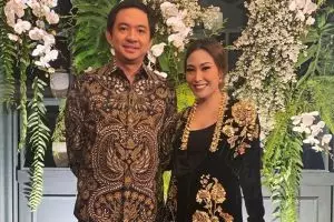 Ayu Dewi melahirkan anak ketiga, potret sang bayi jadi sorotan
