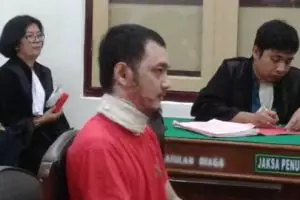 Kisah pemuda nekat bakar diri demi tunjukkan cinta, berujung tragis