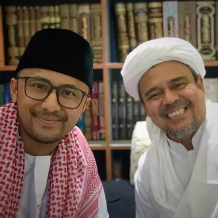 Jalani ibadah umrah, Hengky Kurniawan bertemu dengan Habib Rizieq