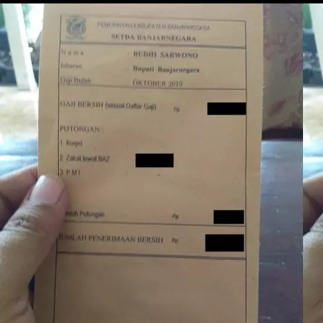 Viral foto slip gaji Bupati Banjarnegara, segini nominalnya