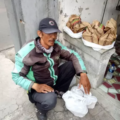 Driver ojek online kena tipu Rp 600 ribu, kisahnya bikin kasihan