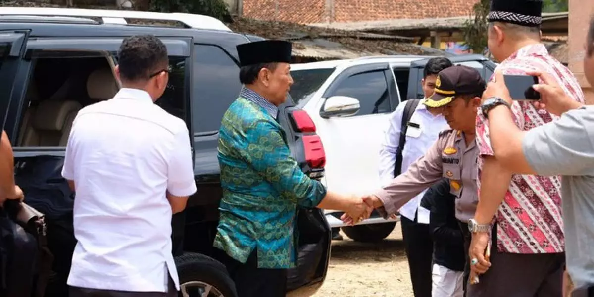 Ini identitas penyerang Wiranto di Pandeglang