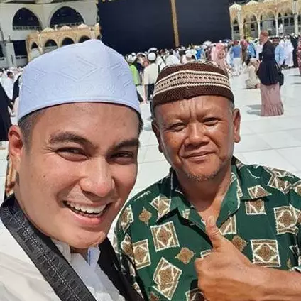 Kisah Baim Wong diteriaki pria asal Garut saat umrah