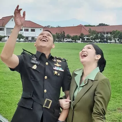 Jadi istri tentara, ini 11 potret harmonis keluarga Winda Khair