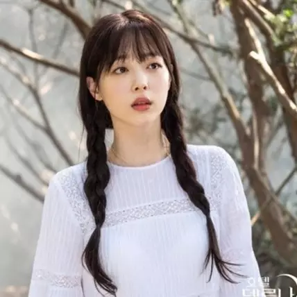 4 Momen terbaik Sulli semasa hidup ini bakal dirindukan fans