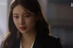 8 Film dan drama Korea dibintangi Bae Suzy, terbaru Vagabond