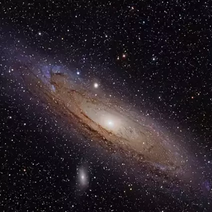 NASA potret dua galaksi bertabrakan, ini penampakannya