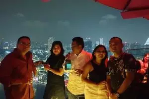 9 Momen perayaan ultah Hotman Paris di Singapura, mewah abis