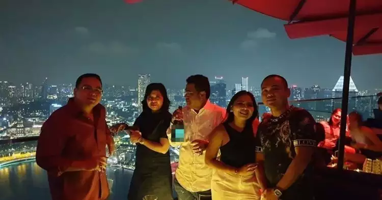 9 Momen perayaan ultah Hotman Paris di Singapura, mewah abis