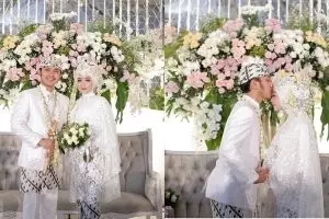10 Momen Ega & Rafly D'Academy buka kado nikah, penuh kejutan