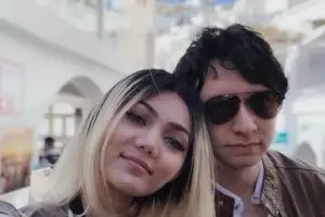 Momen pernikahan Rina Nose di Belanda, berlangsung hikmat