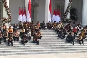 Pesan Jokowi pada menteri usai umumkan Kabinet Indonesia Maju