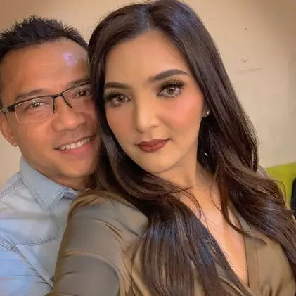 4 Seleb ini blak-blakan urusan ranjang dengan pasangannya