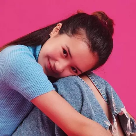 10 Momen pesta ultah ke-17 Beby Tsabina, gayanya bak princess