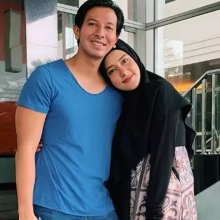 Fairuz A Rafiq dapat kejutan mobil mewah dari Sonny Septian