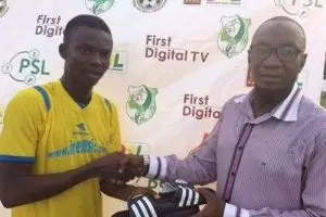 10 Penghargaan nyeleneh ini pernah didapat pemain sepak bola