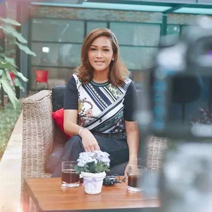 Biaya jajan 5 seleb ini bikin jiwa miskin bergejolak