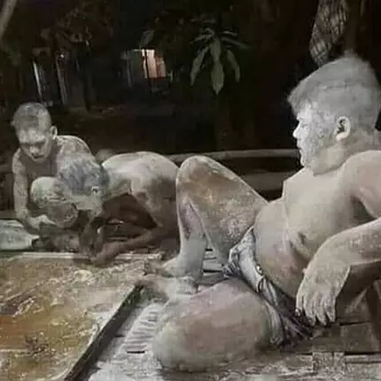 8 Kelakuan ini dijamin bakal bikin hati emak meradang