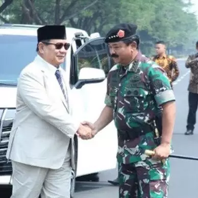 3 Keputusan unik Prabowo Subianto usai jadi Menteri Pertahanan