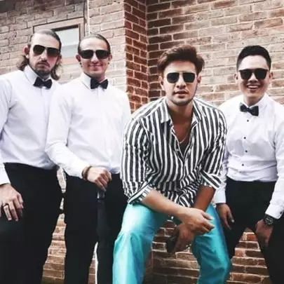 Jarang tereskpos, ini 5 potret persahabatan Dylan Carr &amp; Ammar Zoni