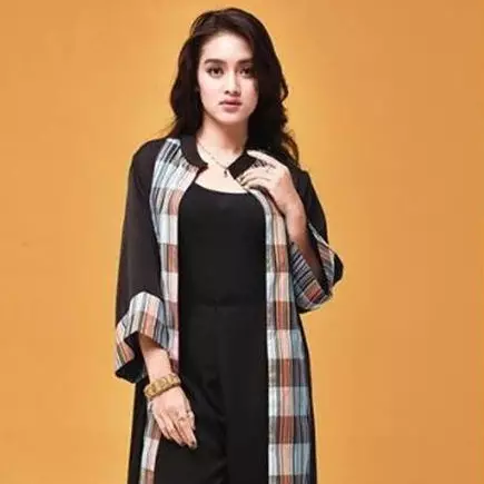 12 Potret Prinsa Shafira, peserta Indonesian Idol yang memesona