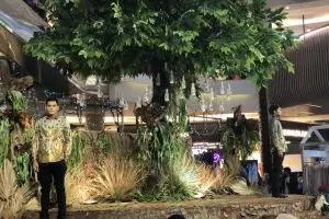 Angkat isu lingkungan, desainer bikin karya desain batik mewah