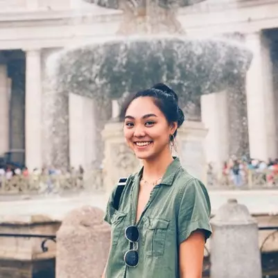 10 Potret Jane Li, putri Jet Li cantiknya bikin terpesona