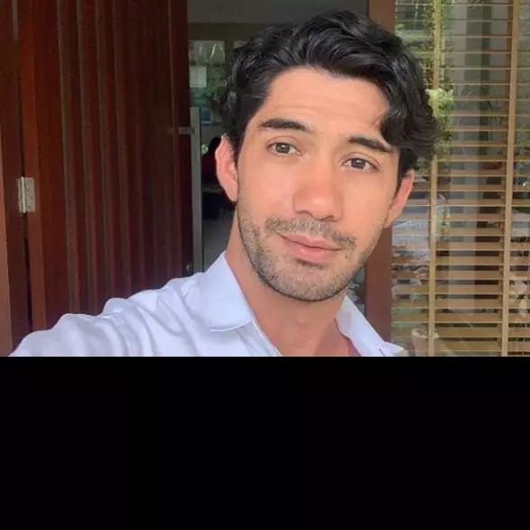 Pernah disebut monyet, ini kata Reza Rahadian