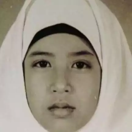 Pas foto 7 penyanyi Indonesia zaman sekolah, manglingi abis