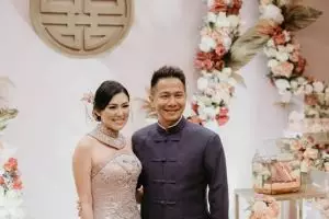 4 Seleb ganteng ini taklukkan hati pengusaha kaya