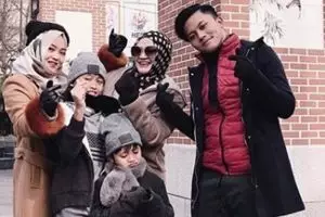 Ucapan rindu Rizky Febian untuk Lina sang ibunda ini bikin mewek